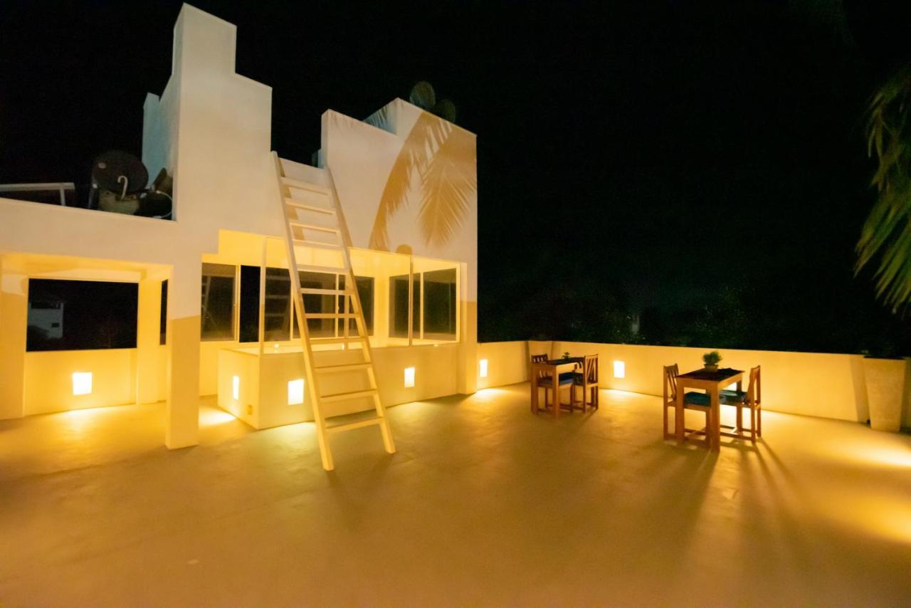 The Residence Хіккадува Екстер'єр фото